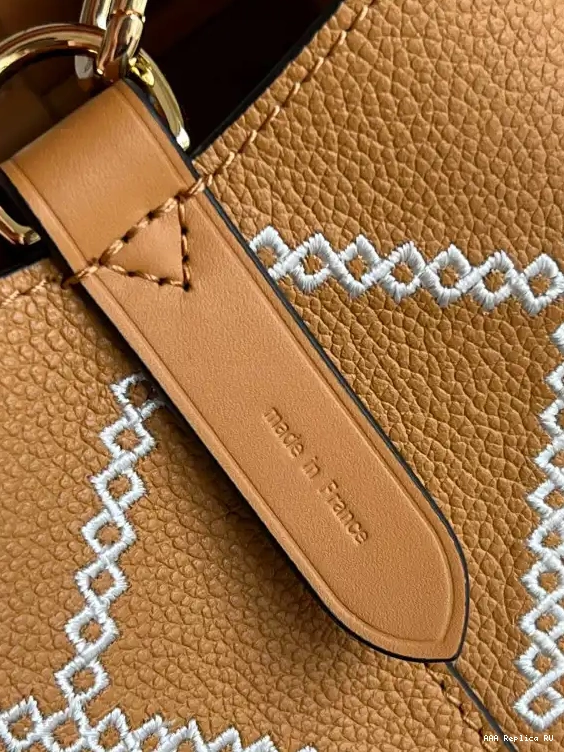 Aaa replica bags VUITTON NÉONOÉ LOUIS BB 0602